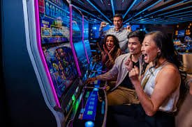 Người dùng Việt Nam chơi slot nổ hũ trên điện thoại tại cpcsv388