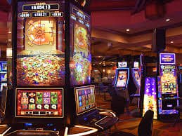 Người dùng truy cập sảnh game cpcsv388 trên điện thoại tại Việt Nam